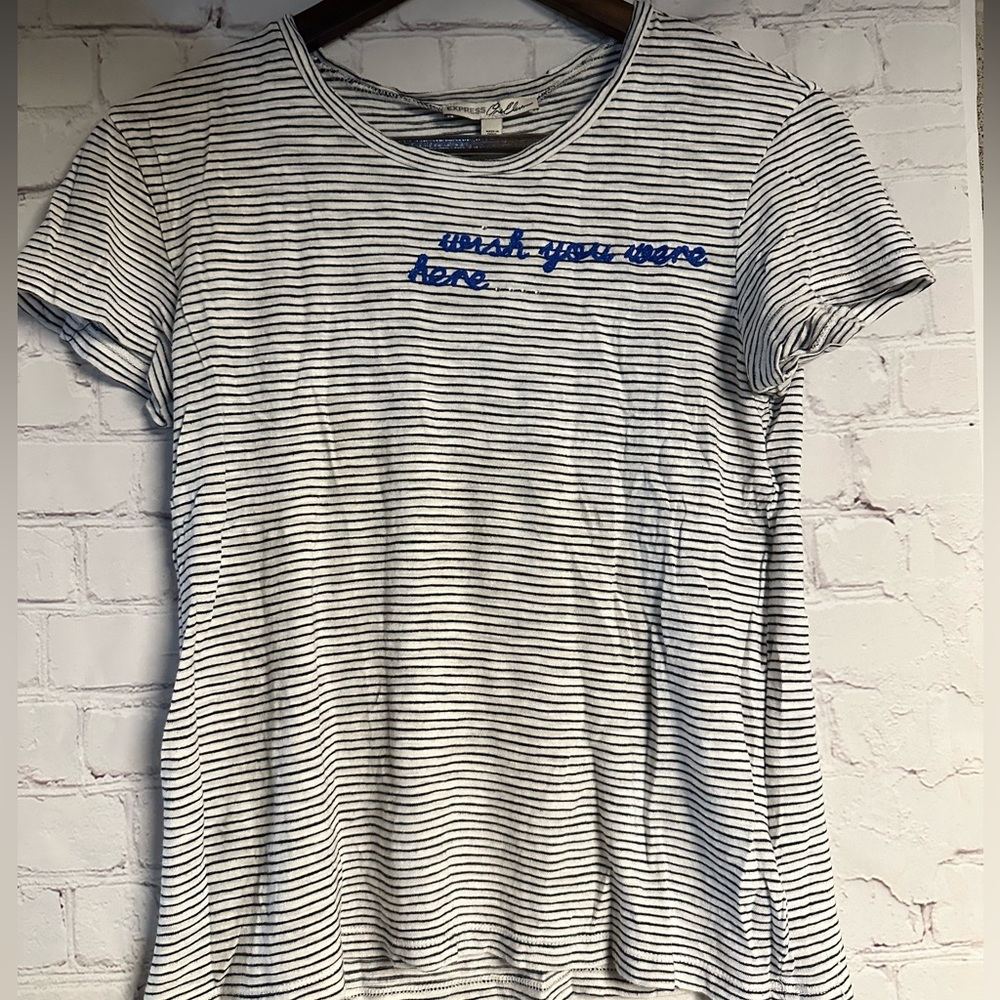Express One Eleven graphic top